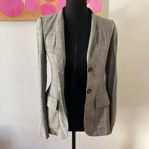 💗 $ 1395 Escada Check Grey Fitted Blazer - Picture 2 of 9